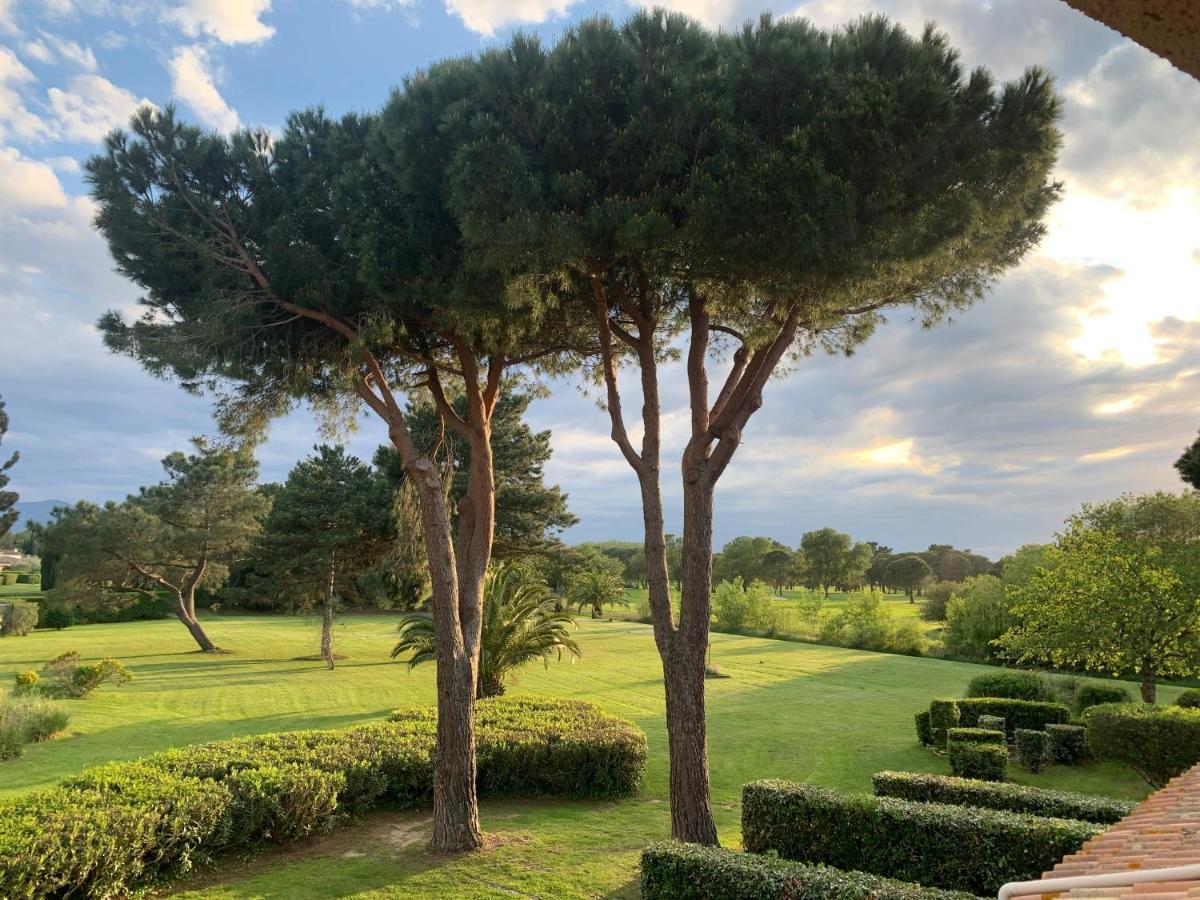 L' Appart Du Golf 圣西普里安 外观 照片
